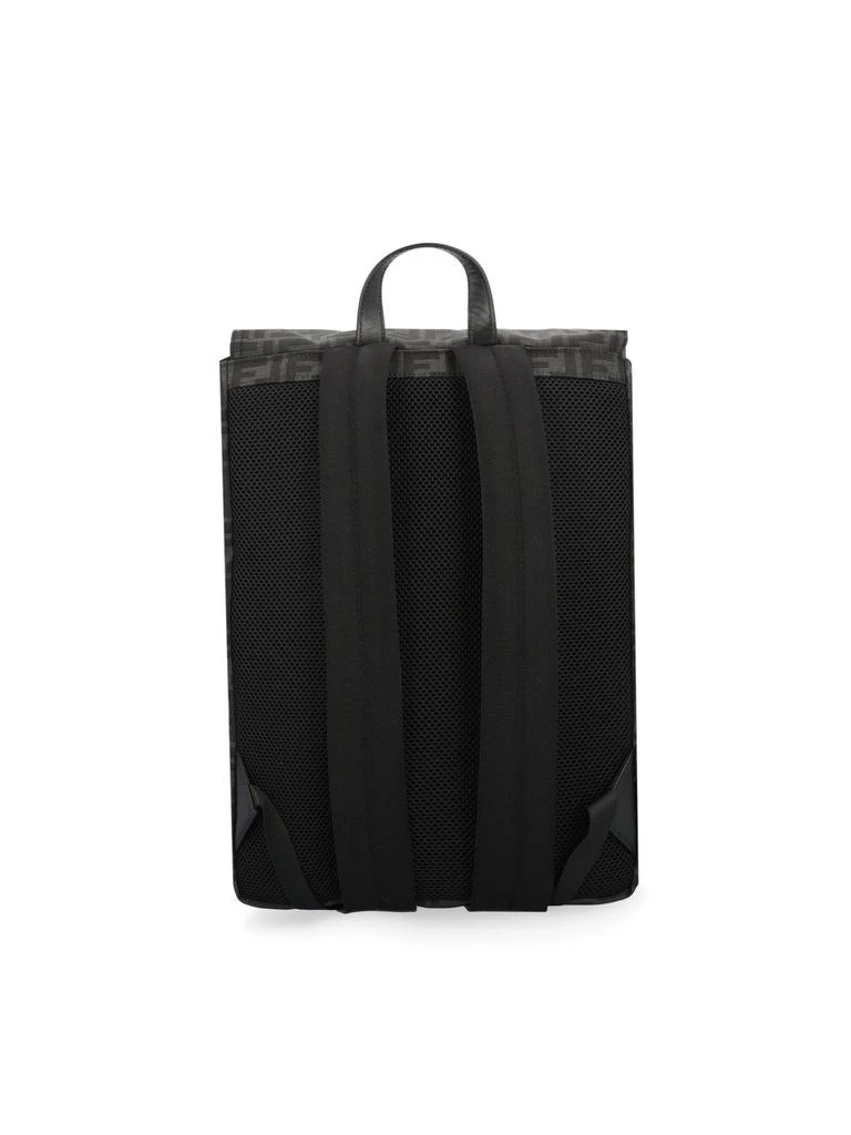 商品Fendi|Fendi Single-Buckle Fastened Medium Backpack,价格¥14580,第2张图片详细描述