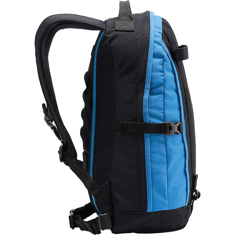 商品Haglofs|Haglofs Tight Medium Backpack,价格¥596,第3张图片详细描述