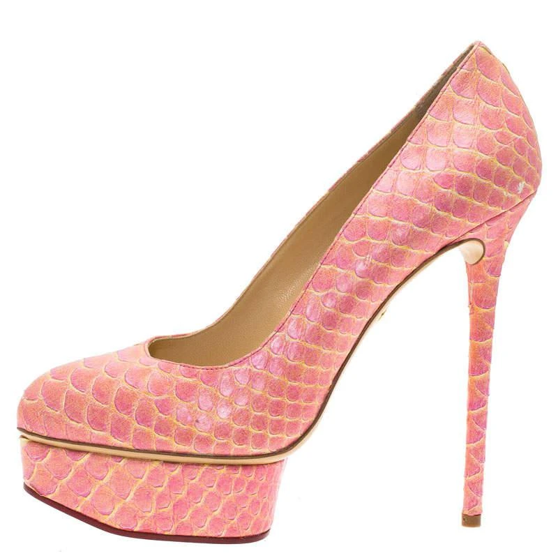 商品Charlotte Olympia|Charlotte Olympia Pink Python Priscilla Platform Pumps Size 40,价格¥704,第2张图片详细描述
