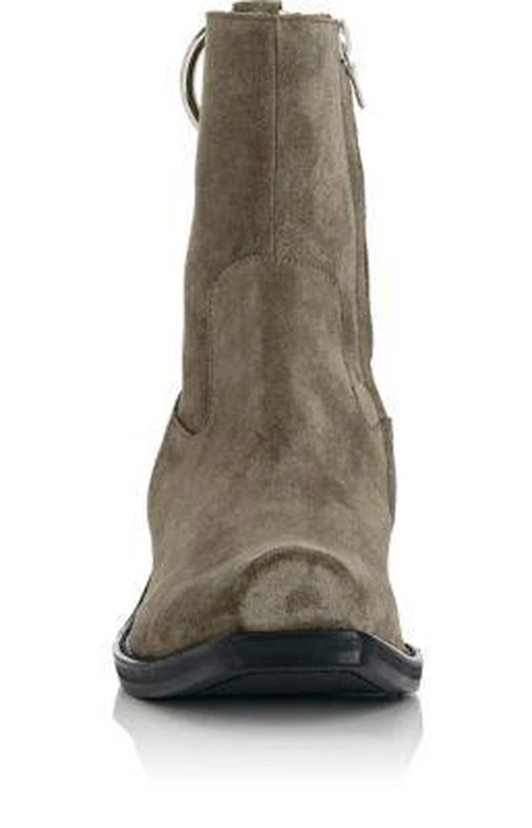 商品Vetements|Oversized-Ring Suede Side-Zip Boots,价格¥12695,第4张图片详细描述