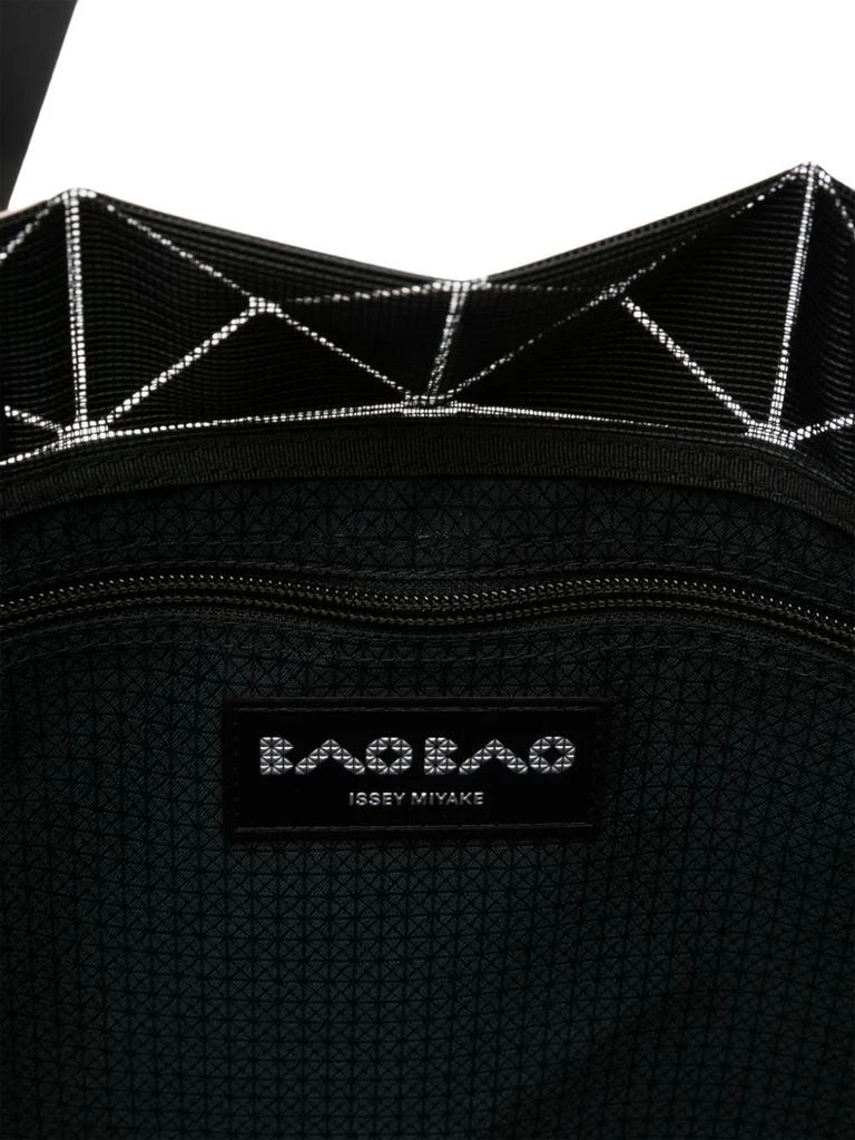 商品Issey Miyake|BAOBAO ISSEY MIYAKE - Lucent Geometric-panel Tote Bag,价格¥4340,第3张图片详细描述