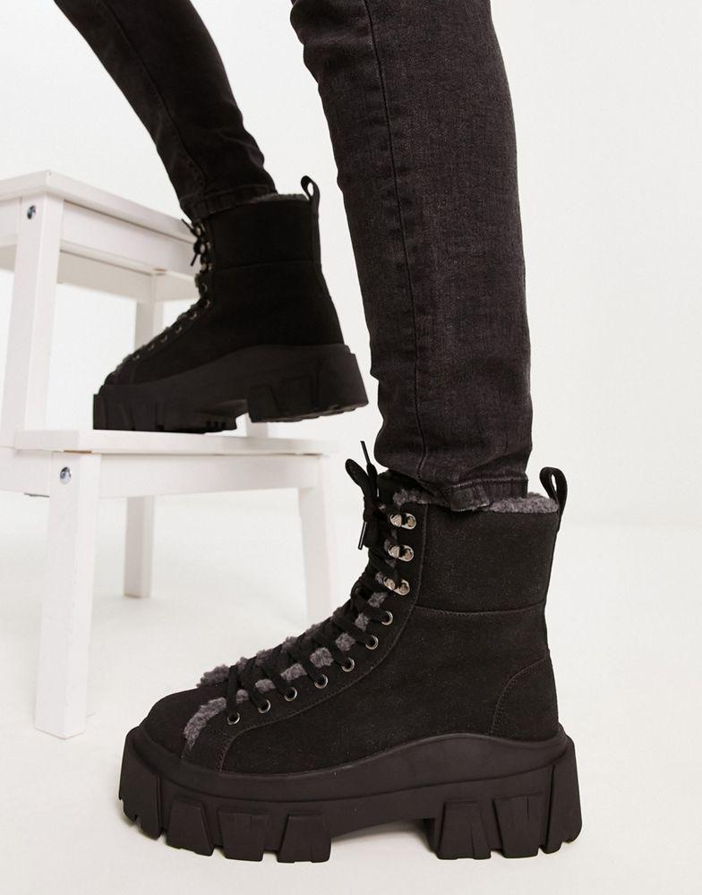 ASOS DESIGN chunky lace up boot in black faux suede with faux borg lining商品第3张图片规格展示