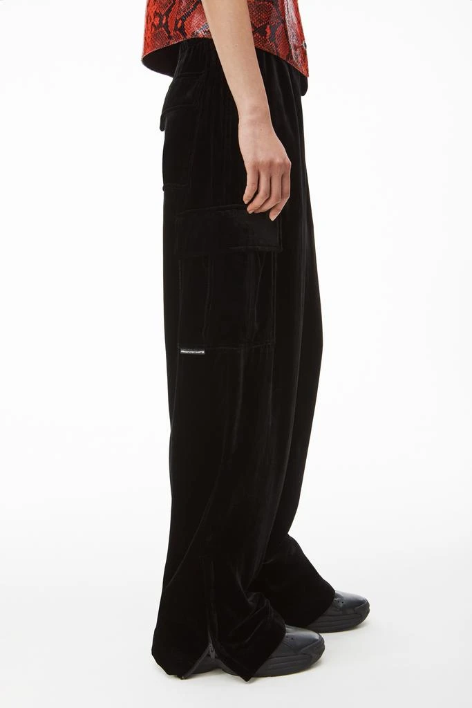 商品Alexander Wang|cargo track pant in plush velvet,价格¥1887,第3张图片详细描述