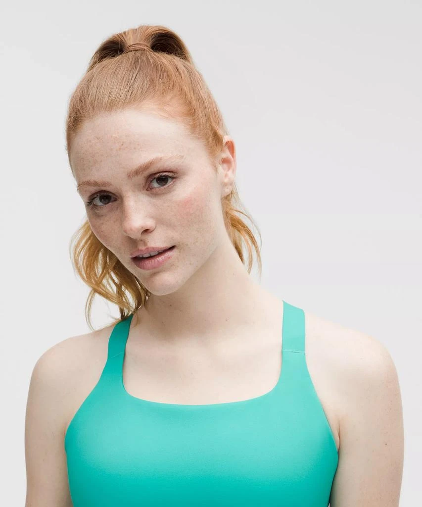 Ultralu Square-Neck Workout Bra *Medium Support, D/DD Cup 商品