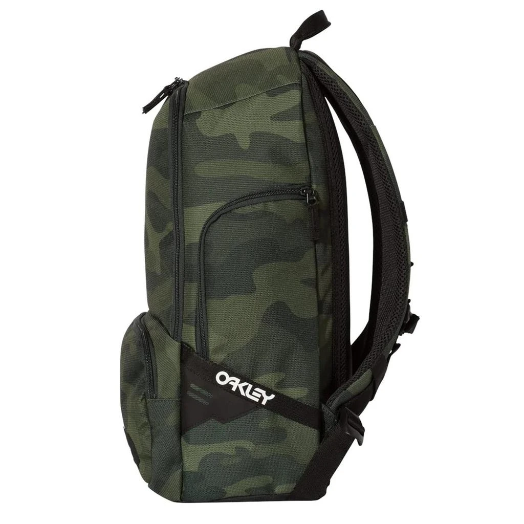 商品Oakley|Oakley 22L Street Organizing Backpack,价格¥189,第2张图片详细描述