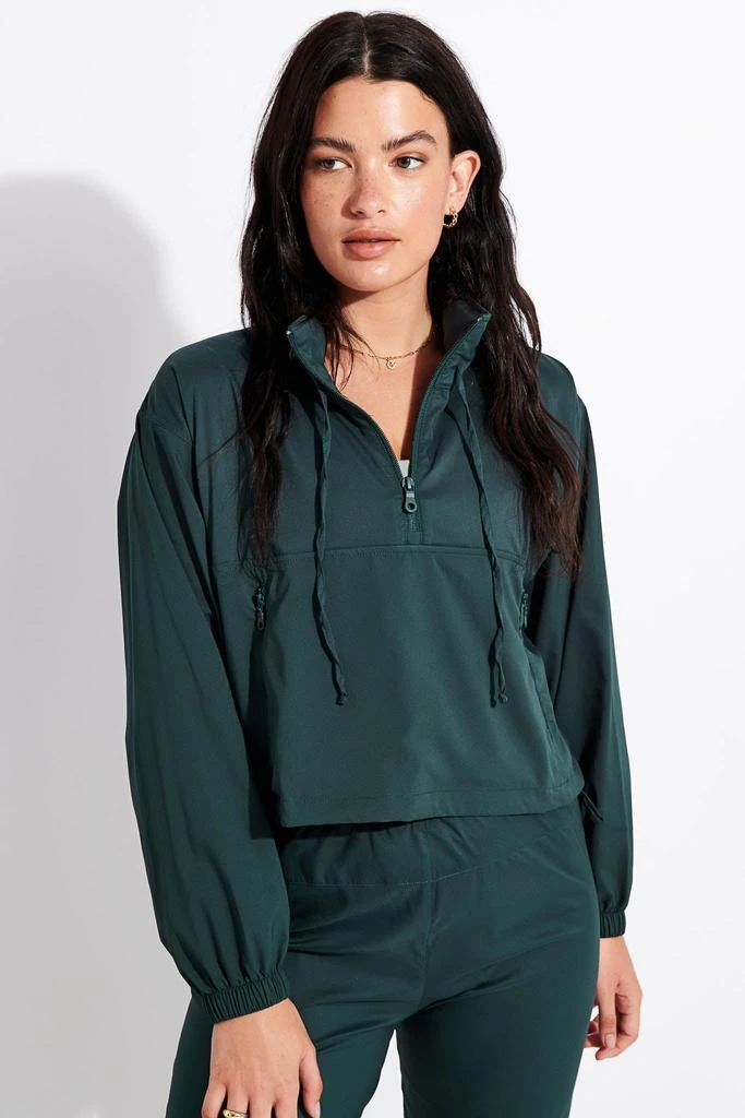 商品Girlfriend Collective|Hummingbird Half Zip Windbreaker - Moss,价格¥807,第1张图片
