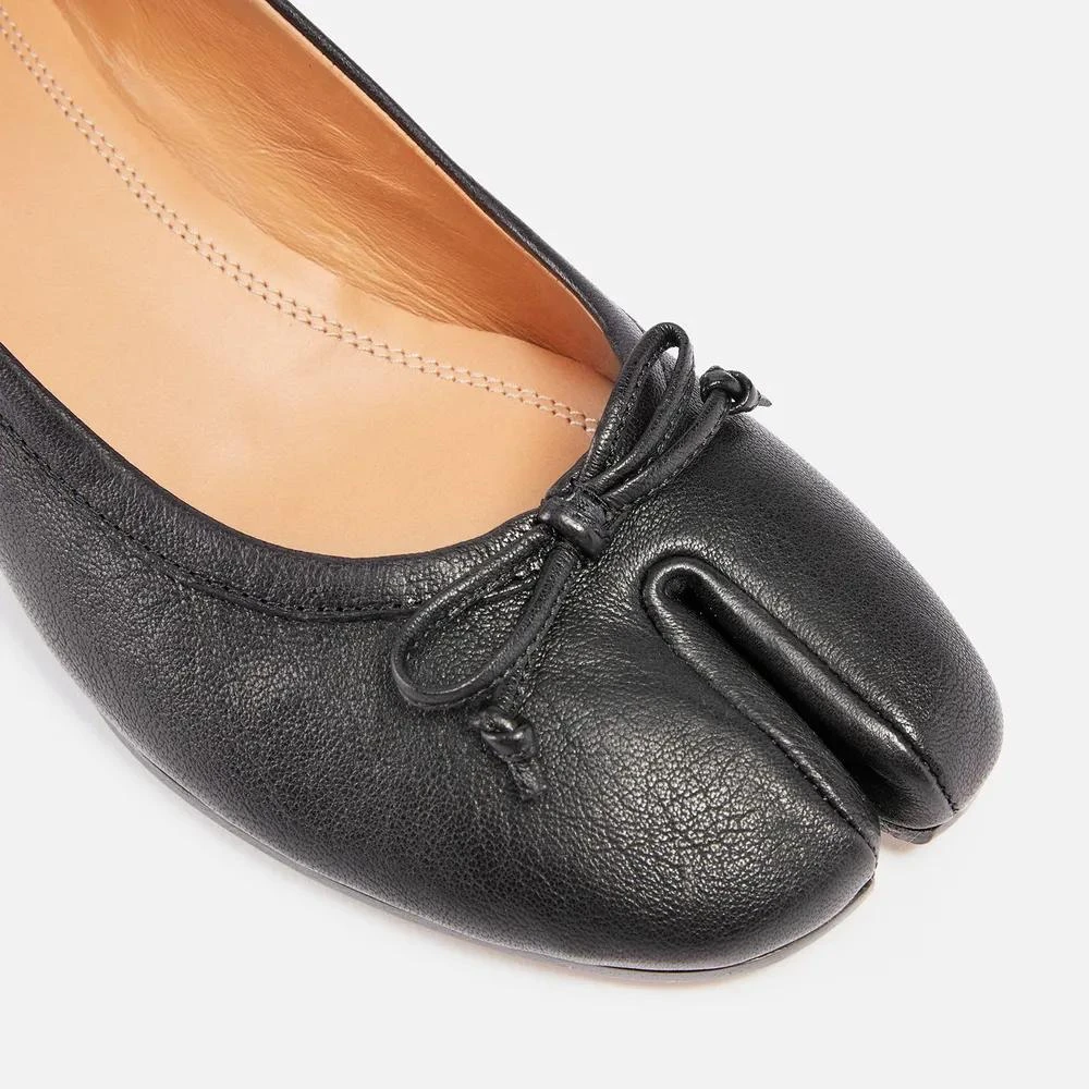 商品MAISON MARGIELA|Maison Margiela Women's Tabi H30 Leather Ballerina Flats,价格¥4950,第3张图片详细描述