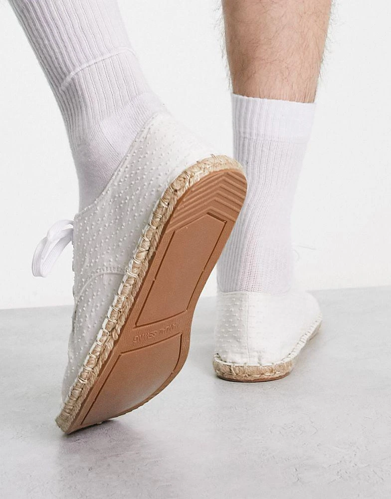 商品ASOS|ASOS DESIGN lace up espadrilles in white textured canvas,价格¥89,第3张图片详细描述