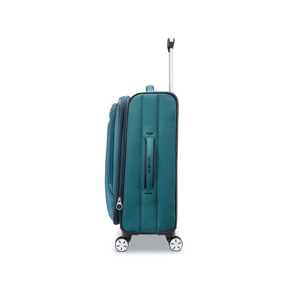 CLOSEOUT!  X-Tralight 2.0 21" Carry-On Spinner 商品