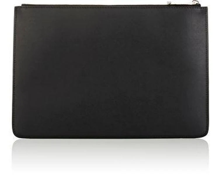 商品Givenchy|Classic Iconic Medium Pouch,价格¥2524,第3张图片详细描述