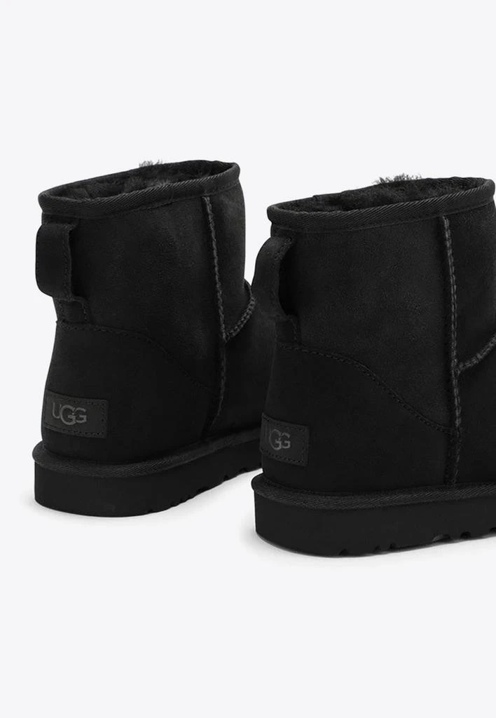 商品UGG|Classic Mini II Snow Boots,价格¥1535,第5张图片详细描述