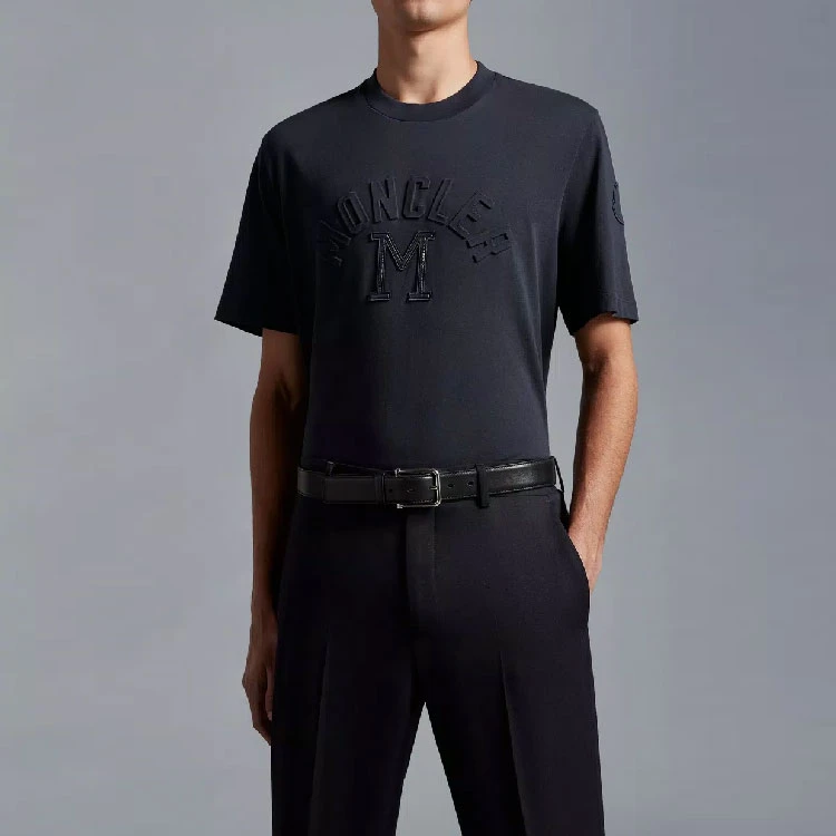 商品[国内直发] Moncler|盟可睐 SS23 字母印花圆领套头短袖T恤 男款 海军蓝色,价格¥3347,第5张图片详细描述