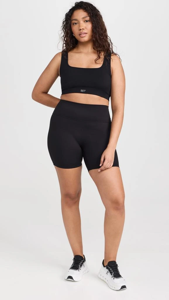 Cloudtilt Sneakers 商品