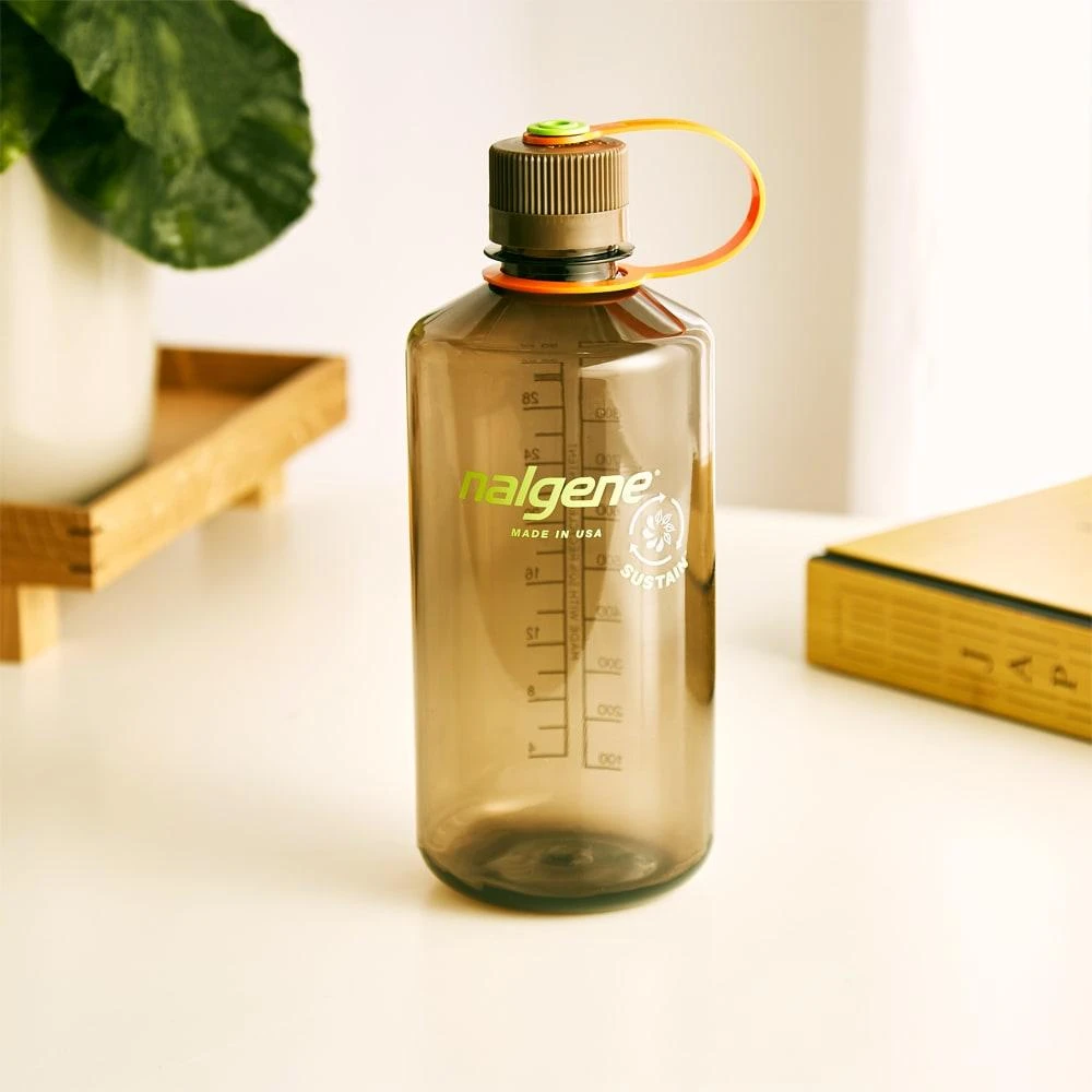 商品Nalgene|Nalgene Narrow Mouth Tritan Sustain Water Bottle,价格¥203,第4张图片详细描述