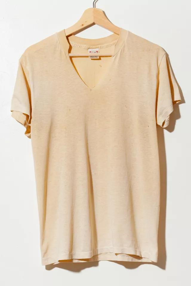 商品Urban Outfitters|Vintage 1970s Distressed Made in USA Thin Burn Out V-Neck T-Shirt,价格¥632,第3张图片详细描述
