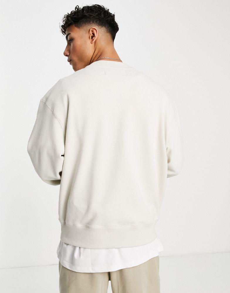 商品Calvin Klein|Calvin Klein Jeans two tone monogram relaxed fit sweatshirt in stone,价格¥744,第4张图片详细描述