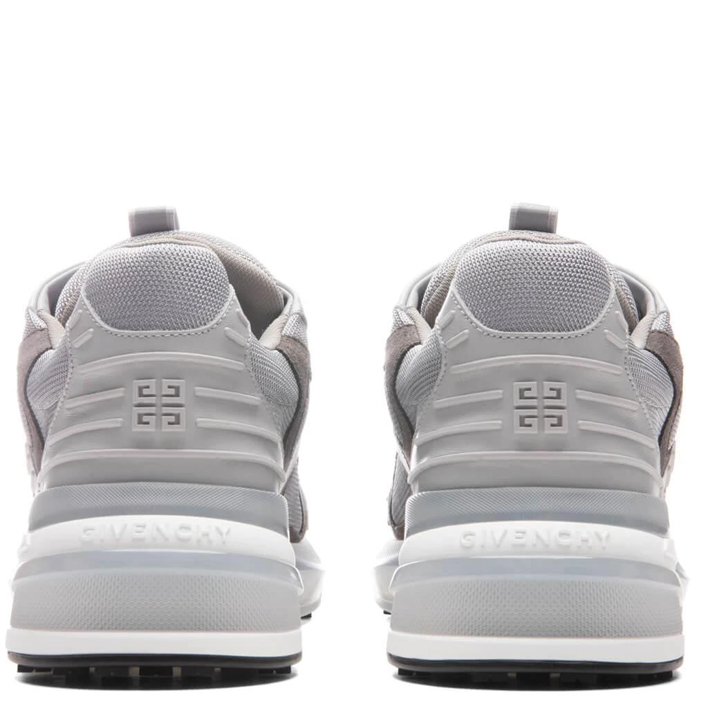 商品Givenchy|Giv 1 TR Low-Top Runner - Cloud Grey,价格¥5294,第4张图片详细描述