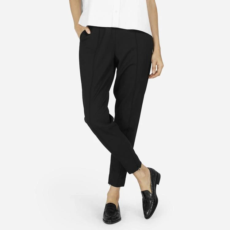 商品Everlane|鳄鱼纹摩登乐福鞋,价格¥1334,第3张图片详细描述