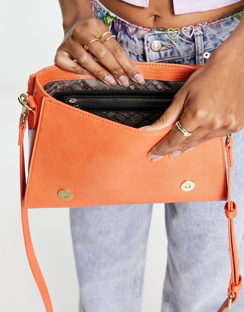 Love Moschino top handle chain detail crossbody bag in orange商品第4张图片规格展示