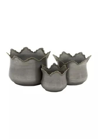 商品Monroe Lane|Lane Farmhouse Metal Planter   Set Of 3,价格¥1154,第1张图片