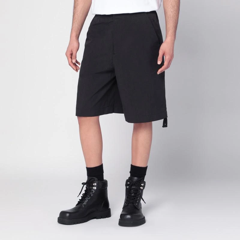 商品OAMC|Peacemaker black bermuda shorts in cotton blend,价格¥559,第3张图片详细描述