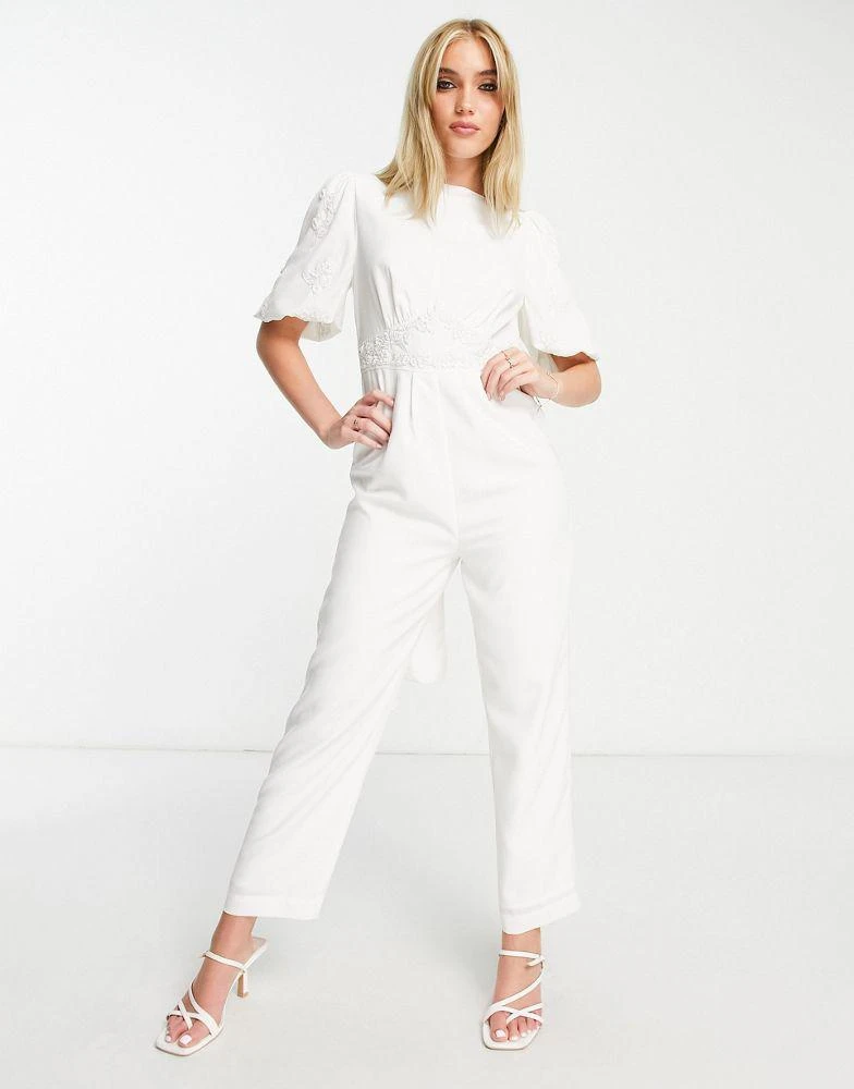 商品Hope & Ivy|Hope & Ivy Bridal puff sleeve bow back jumpsuit in ivory,价格¥652,第4张图片详细描述