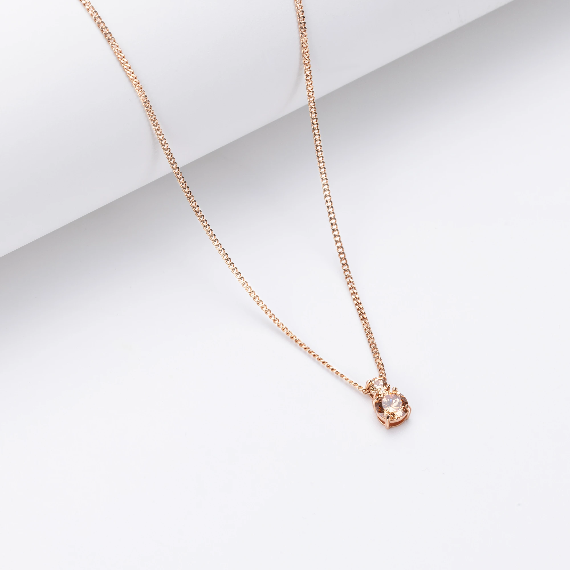商品[国内直发] Givenchy|GIVENCHY纪梵希 尼罗河眼泪 吊坠装饰 合金 项链 女款 玫瑰金色,价格¥1190,第9张图片详细描述