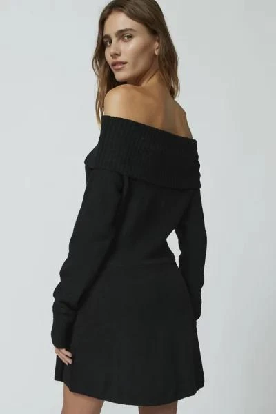 UO Blake Off-The-Shoulder Mini Dress 商品