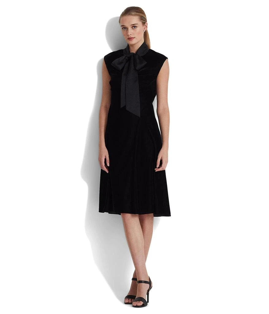 商品Ralph Lauren|Tie Neck Velvet Drop-Waist Dress,价格¥1279,第1张图片