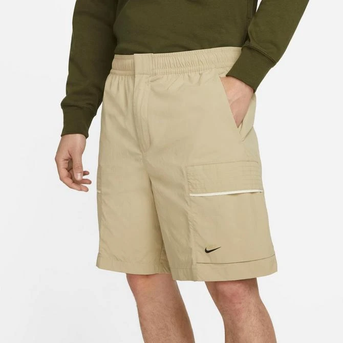 商品NIKE|Men's Nike Sportswear Style Essentials Woven Shorts,价格¥334,第3张图片详细描述