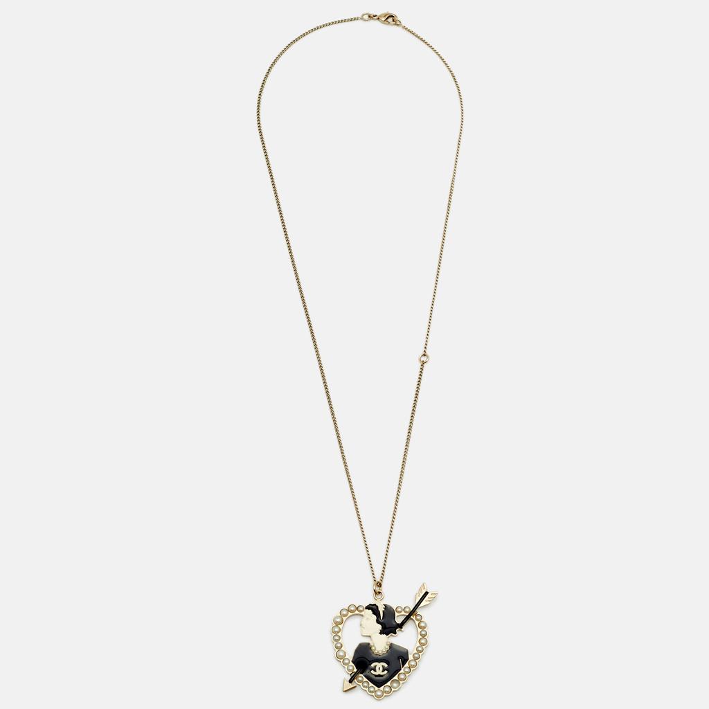 Chanel Coco Heart Enamel Faux Pearl Gold Tone Necklace商品第2张图片规格展示