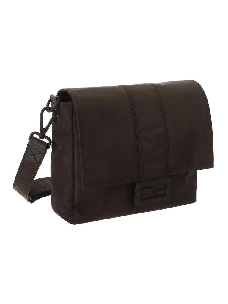 商品Fendi|Fendi Baguette Medium Messenger Bag,价格¥14354,第3张图片详细描述