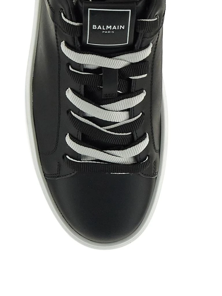 商品Balmain|Two-Toned Lace-Up Sneakers,价格¥4176,第4张图片详细描述