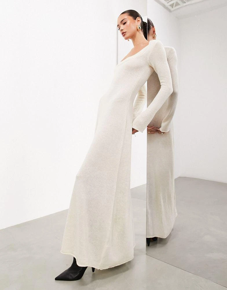 商品ASOS|ASOS EDITION long sleeve scoop neck knitted maxi dress in ivory,价格¥513,第1张图片