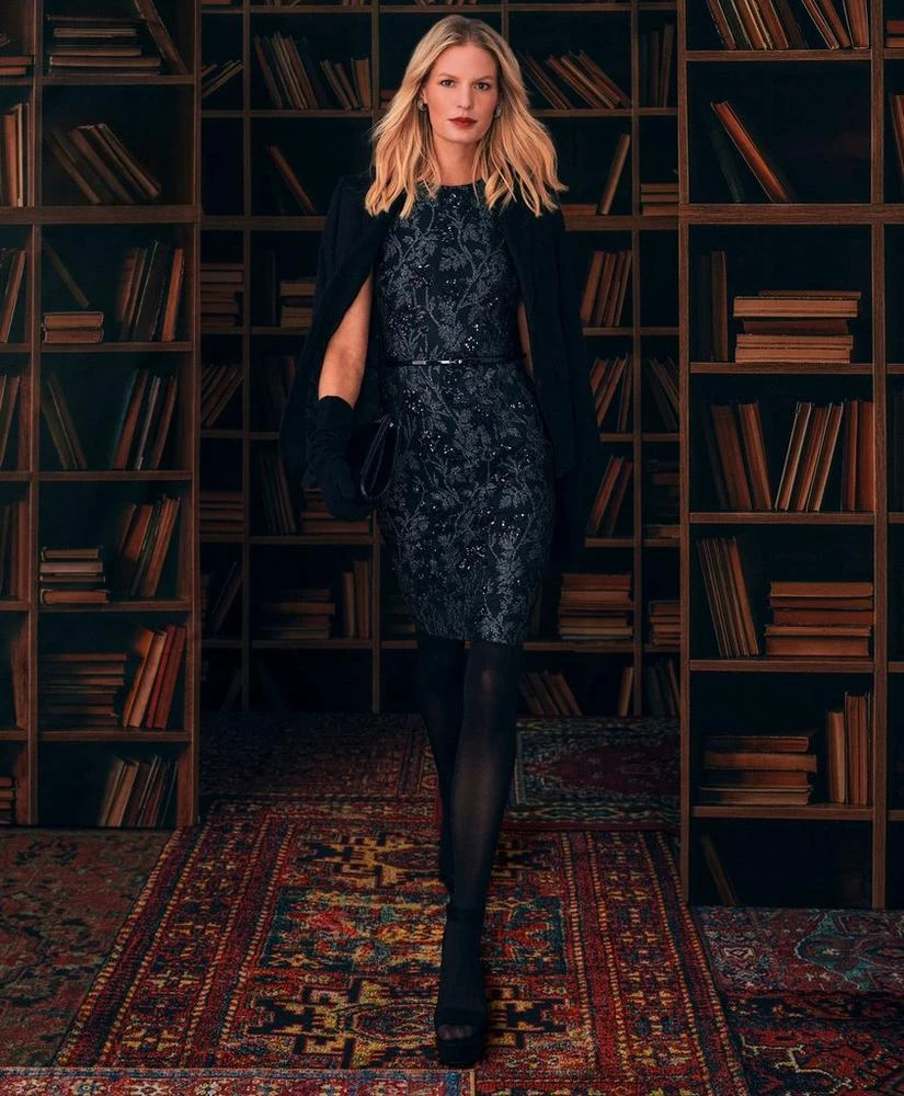 商品Brooks Brothers|Sleeveless Sequin Lace Sheath Dress,价格¥976,第2张图片详细描述