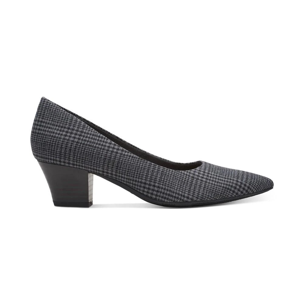 商品Clarks|Women's Teresa Step Block-Heel Comfort Pumps,价格¥297,第2张图片详细描述