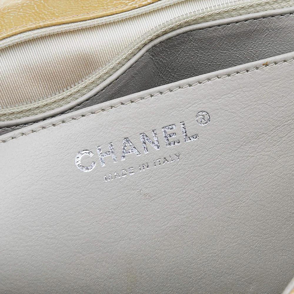 Chanel Yellow Crinkled Quilted Patent Leather Jumbo Single Flap Bag 商品