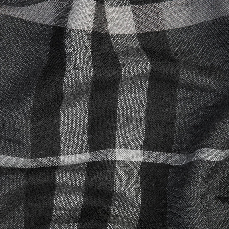 BURBERRY 拼色男士围巾 3551800 商品