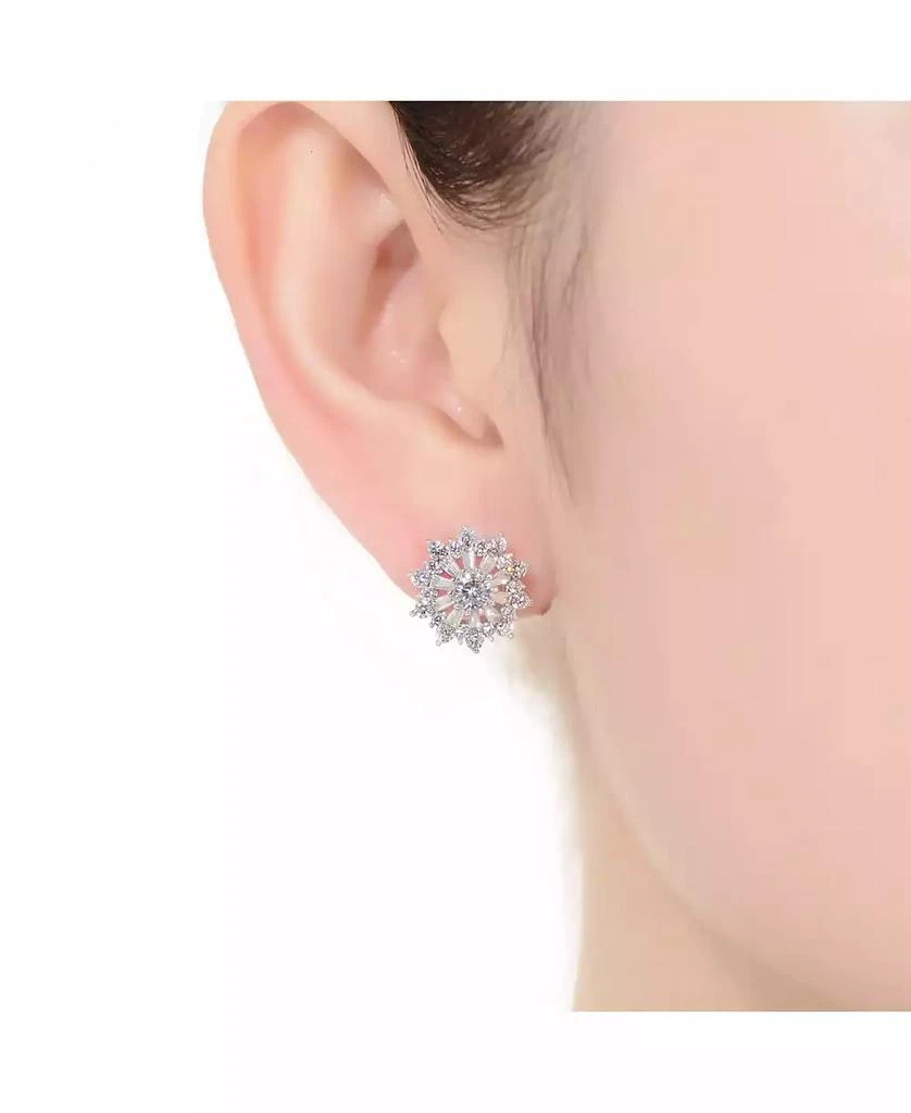 商品Genevive|GV Sterling Silver White Gold Plated Clear Round and Baguette Cubic Zirconia Wreath Stud Earrings,价格¥295,第2张图片详细描述