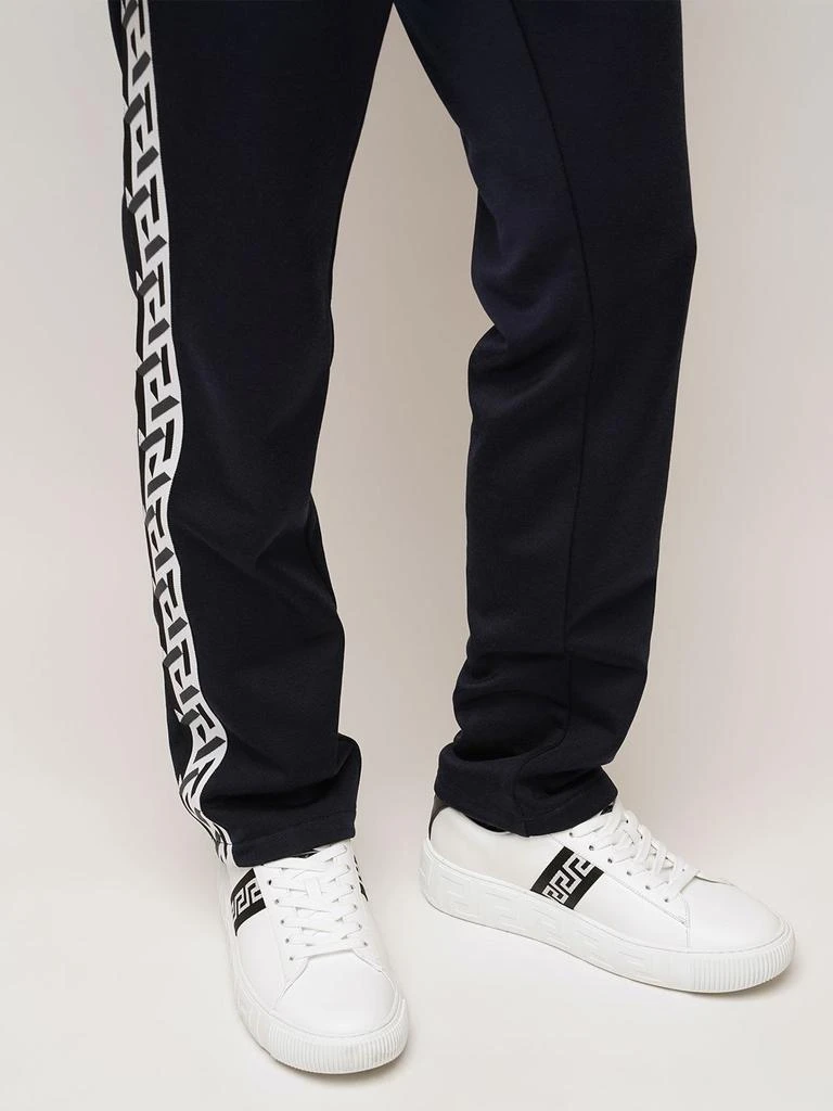 商品Versace|Greek Motif Leather Sneakers,价格¥4931,第2张图片详细描述
