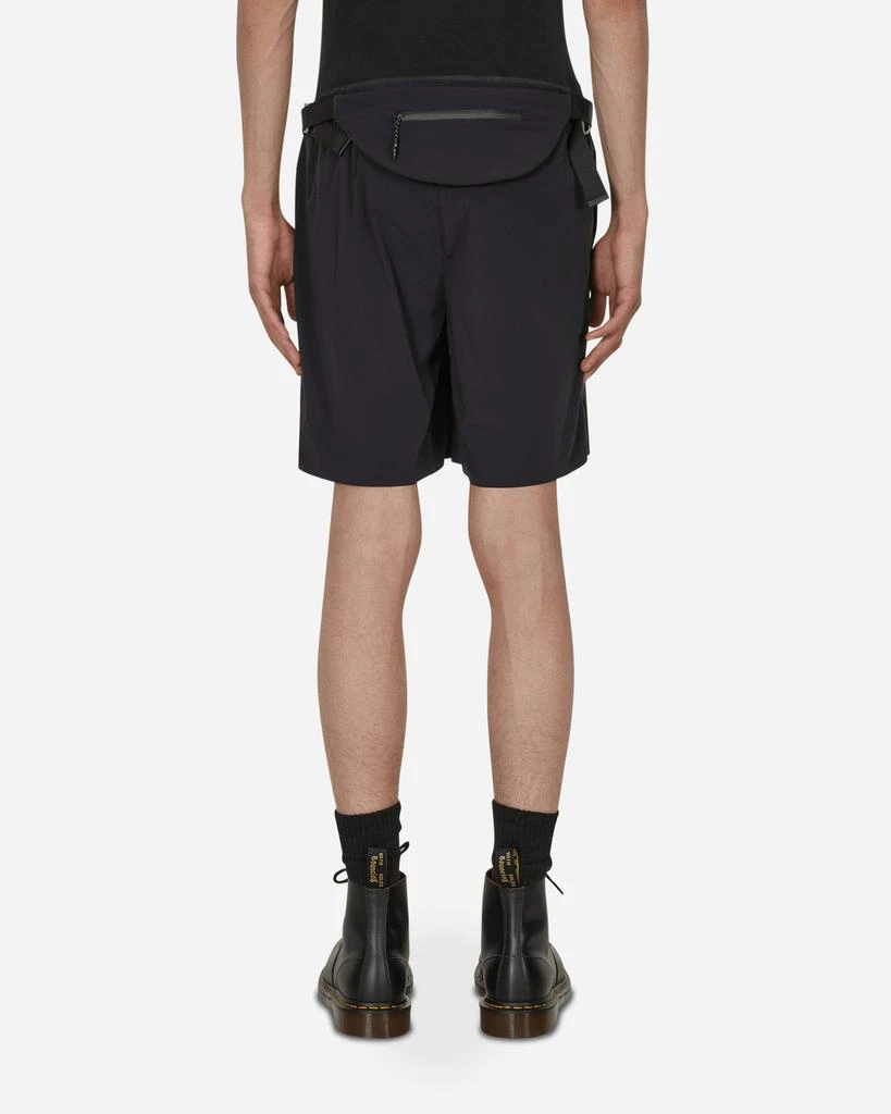 商品The Salvages|Liberty Bondage 24hr Runner Shorts Black,价格¥1171,第3张图片详细描述