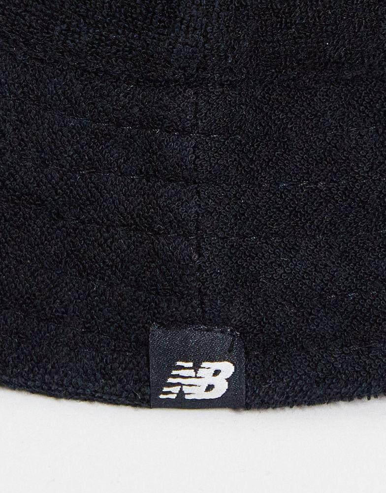 商品New Balance|New Balance logo terry bucket hat in black,价格¥135,第5张图片详细描述