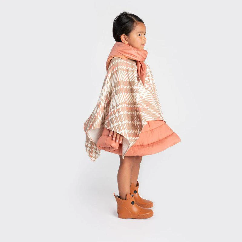 商品Omamimini|Kids Plaid Blanket Poncho | Beige OM535,价格¥220,第2张图片详细描述