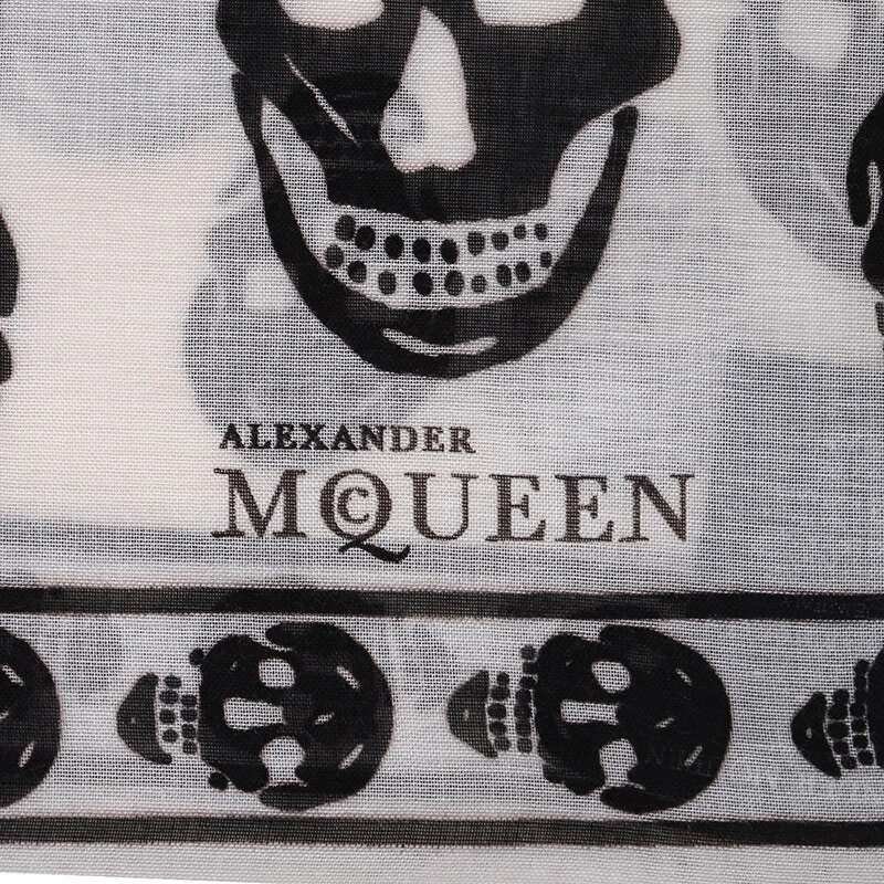 ALEXANDER MCQUEEN 米黄色中性丝巾 110640-4943Q-9260 商品