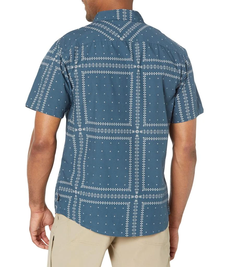 商品Mountain Hardwear|Big Cottonwood™ Short Sleeve Shirt,价格¥356,第3张图片详细描述