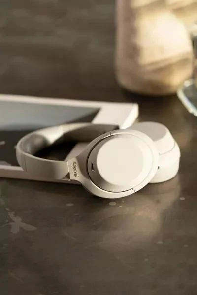 商品SONY|Sony WH-1000XM4 Wireless Noise Cancelling Over-Ear Headphones,价格¥2225,第3张图片详细描述