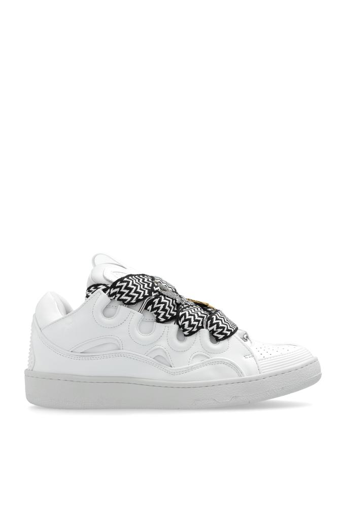 e256db15-4963-352e-801e-