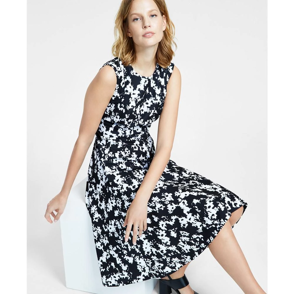 商品Calvin Klein|Women's Printed Sleeveless A-Line Dress,价格¥674,第4张图片详细描述