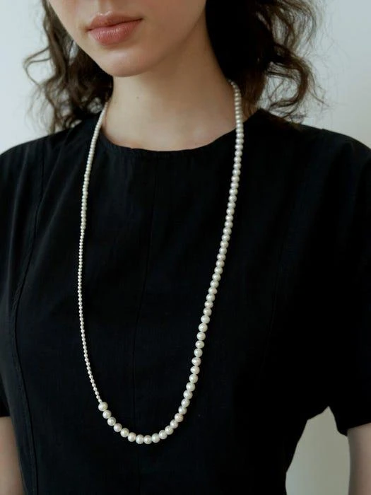 商品LOVE ME MONSTER|Pearl Hematite Two-Way Long Necklace,价格¥1222,第2张图片详细描述