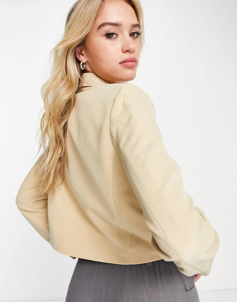 商品VERO MODA|Vero Moda Aware tailored cropped blazer co-ord in beige,价格¥118,第2张图片详细描述